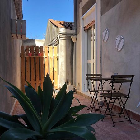 Home Vicolo Lavico Катания Экстерьер фото