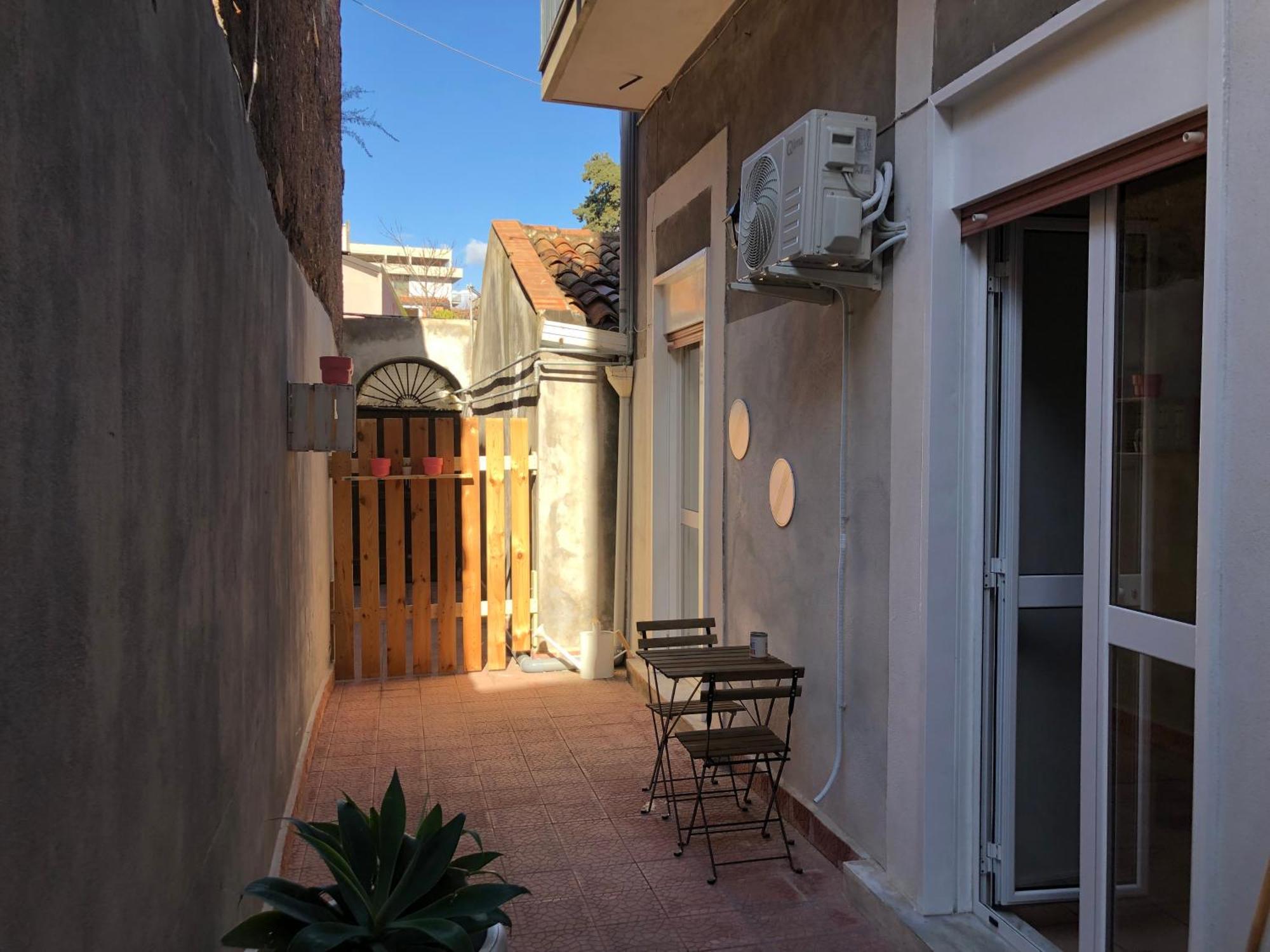 Home Vicolo Lavico Катания Экстерьер фото